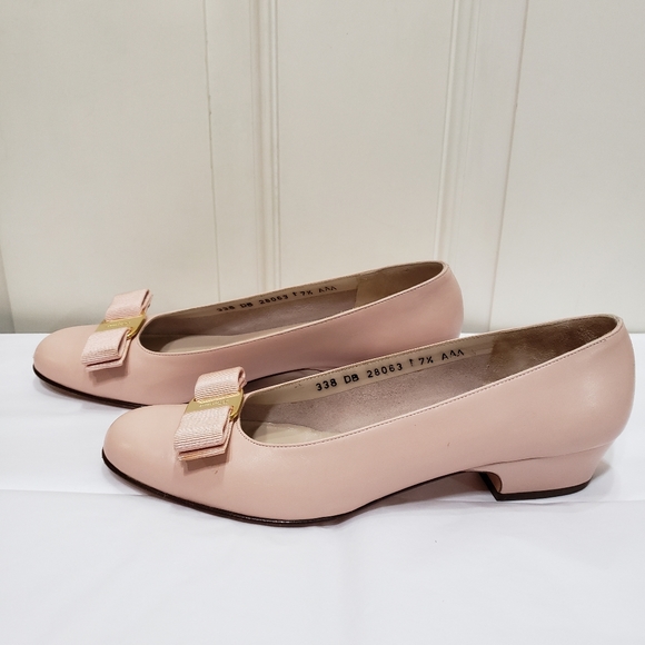 Salvatore Ferragamo Shoes - Picture 5 of 14